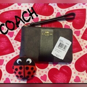 Coach Corner Zip Wristlet Wallet Coinpurse Compact Lightweight New With Tags